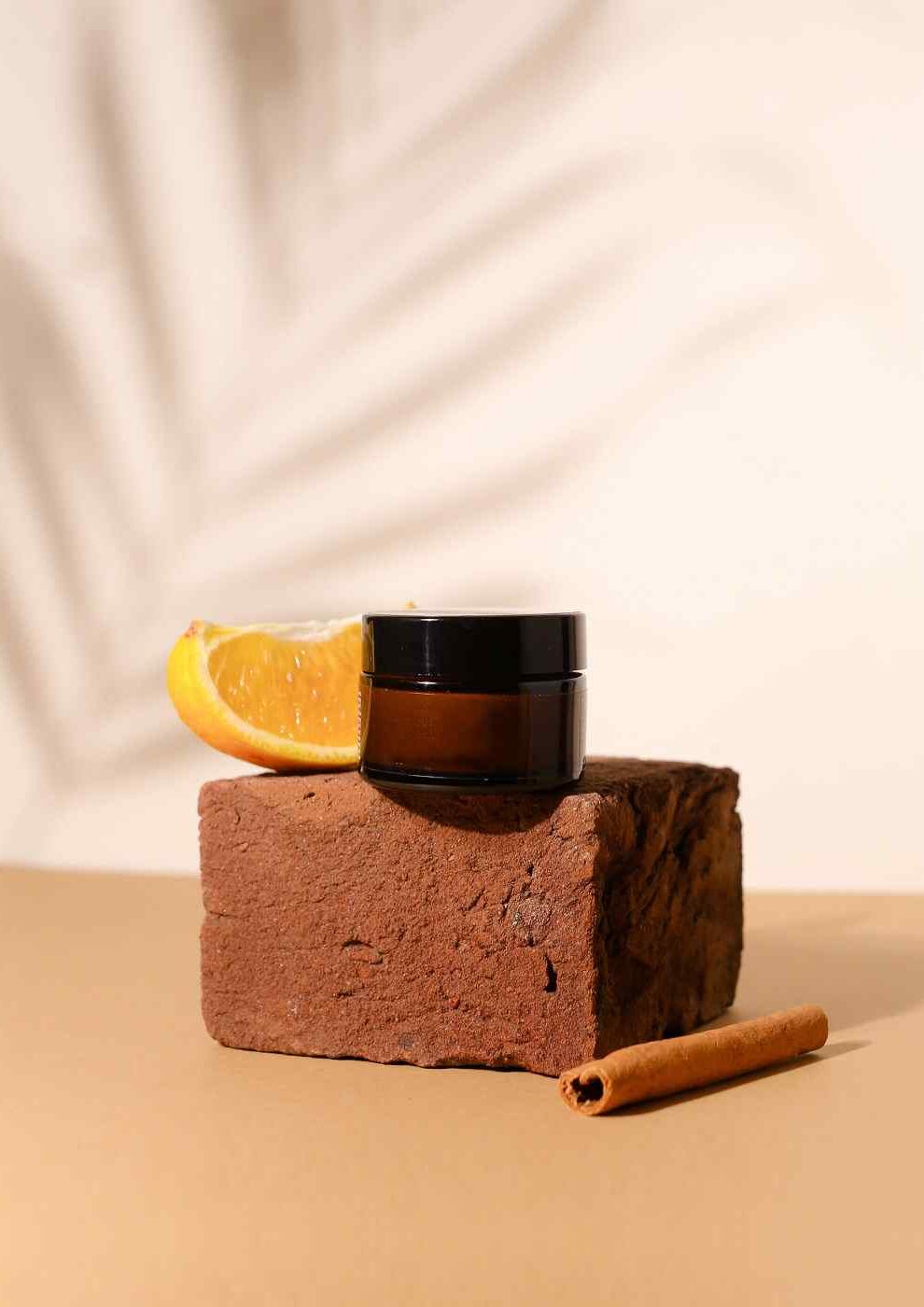 https://cosmetologic.pl/wp-content/uploads/2023/10/hover_image_02-990x1400.jpg